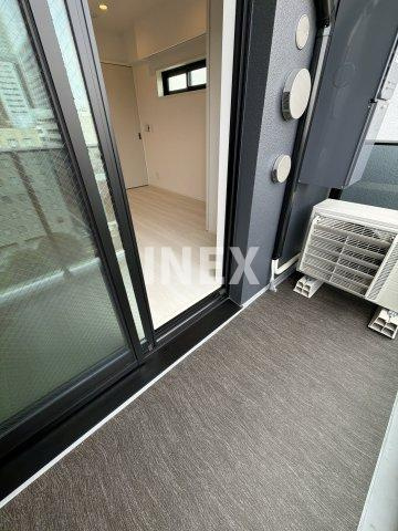 横浜市中区長者町４丁目の賃貸マンションのバルコニー
