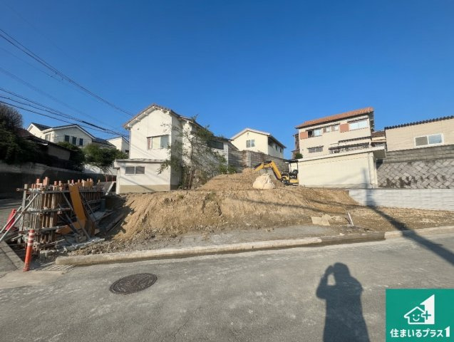 明石市藤江　新築一戸建ての外観|周辺は落ち着いた街並みの住宅地！子育てがしやすい住環境です！まだ未完成ですが、現地でしかわからない事もございます。是非一度ご覧ください。