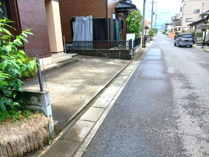 滑川町月の輪3丁目 中古戸建の駐車場