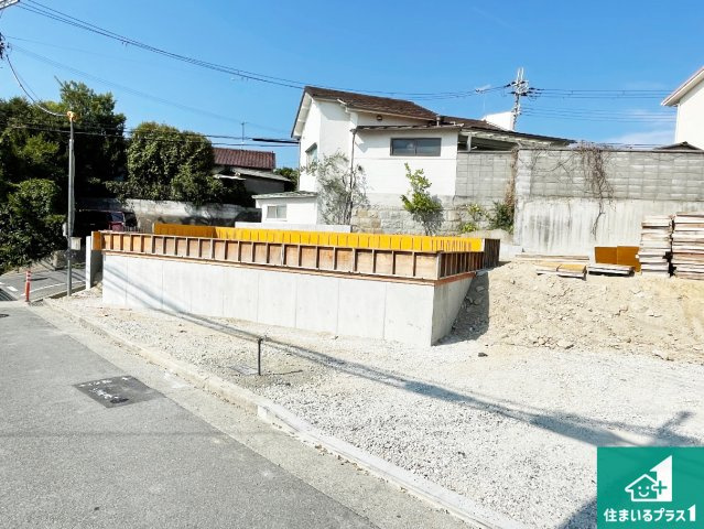 明石市藤江　新築一戸建ての外観|周辺は落ち着いた街並みの住宅地！子育てがしやすい住環境です！まだ未完成ですが、現地でしかわからない事もございます。是非一度ご覧ください。
