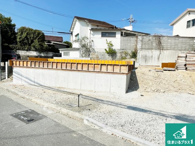 明石市藤江　新築一戸建ての外観|周辺は落ち着いた街並みの住宅地！子育てがしやすい住環境です！まだ未完成ですが、現地でしかわからない事もございます。是非一度ご覧ください。