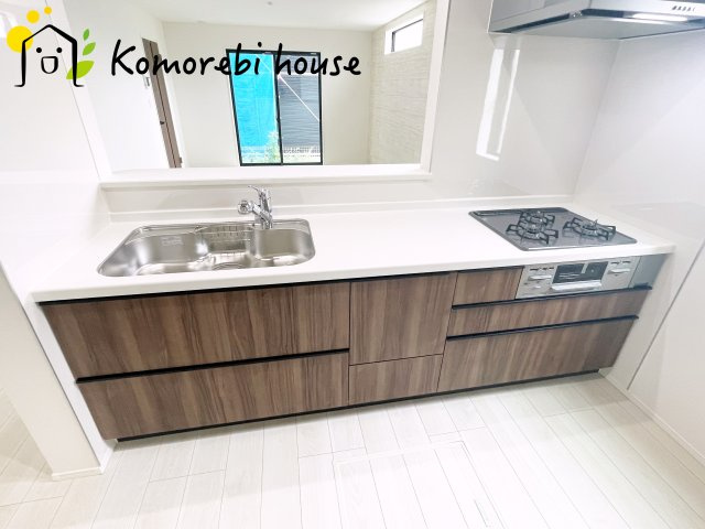 桶川市泉　5期　新築一戸建て　グラファーレ　02のキッチン|使いやすいキッチンです