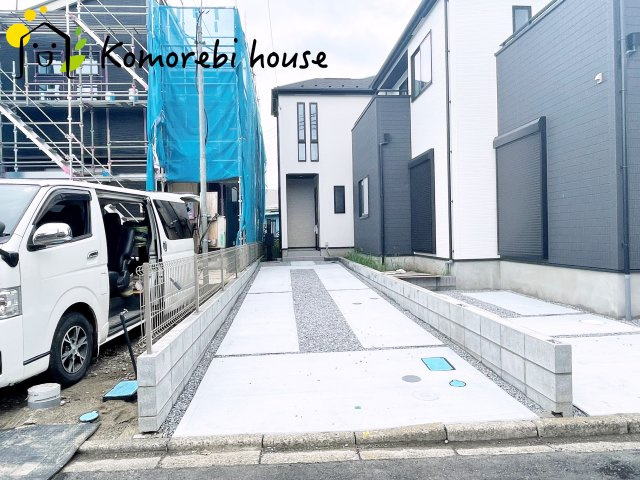 桶川市泉　5期　新築一戸建て　グラファーレ　02の駐車場|駐車場の用意があります