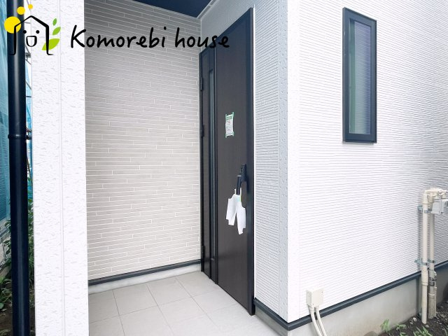 桶川市泉　5期　新築一戸建て　グラファーレ　02の玄関|シンプルで使いやすい玄関です