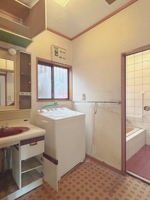 売中古戸建　富士市中里の独立洗面台