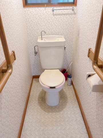 売中古戸建　富士市中里のトイレ