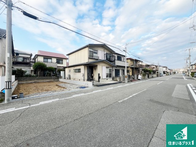 明石市藤が丘　第5期　新築一戸建ての前面道路含む現地写真|周辺は落ち着いた街並みの住宅地！子育てがしやすい住環境です！まだ未完成ですが、現地でしかわからない事もございます。是非一度ご覧ください。