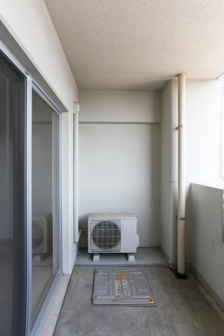 サヴォイクラウドスケープ　8階のバルコニー|別号室のものです。現状優先になります。
