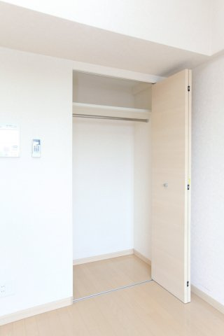 サヴォイクラウドスケープ　8階の洋室|別号室のものです。現状優先になります。