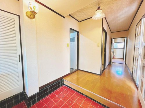 売中古戸建　富士市伝法の玄関