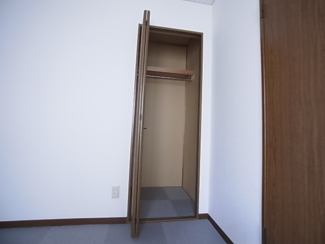 神戸市長田区長尾町２丁目の賃貸マンションの収納|クローゼット
