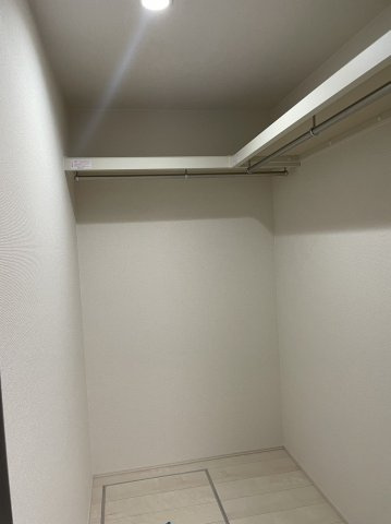 フジパレス高石Ⅰ番館の収納|たっぷりとした収納スペースです
