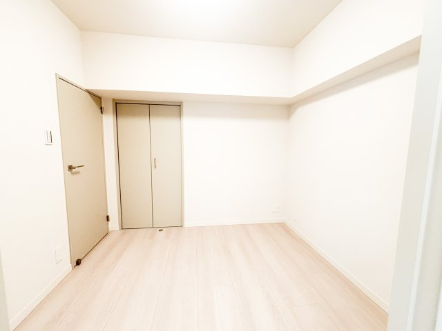 ■洋室：4.0帖