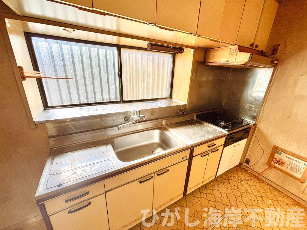 平塚市東八幡2丁目　中古戸建のキッチン|新規リフォーム中　システムキッチン