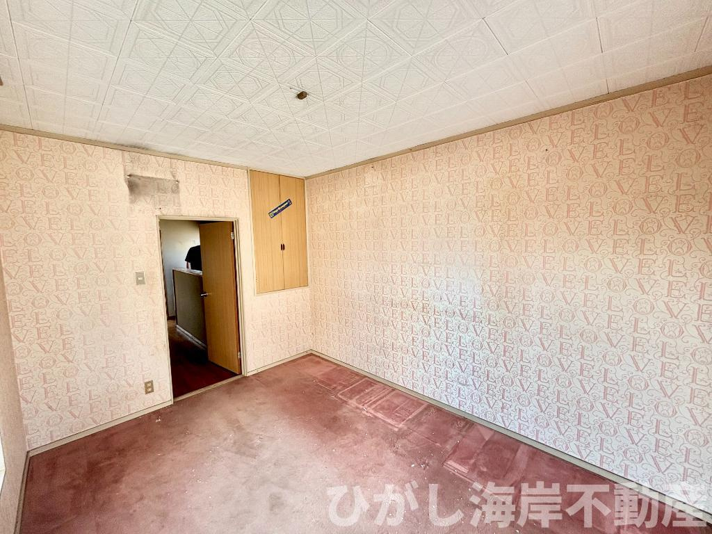平塚市東八幡2丁目　中古戸建の子供部屋|新規リフォーム中　8帖　洋室