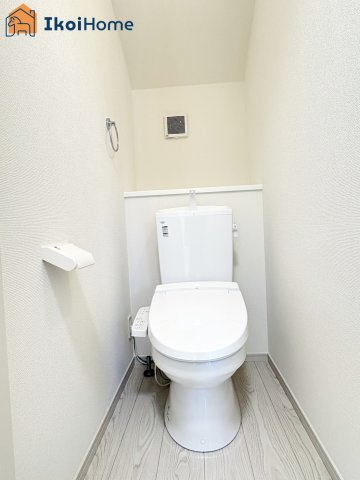 神戸市西区狩場台２丁目　全２棟１号棟　新築戸建　のトイレ|【ホームページに現地動画掲載中】●年中無休：当日予約可●トイレが2か所あるので夜中も安心です。