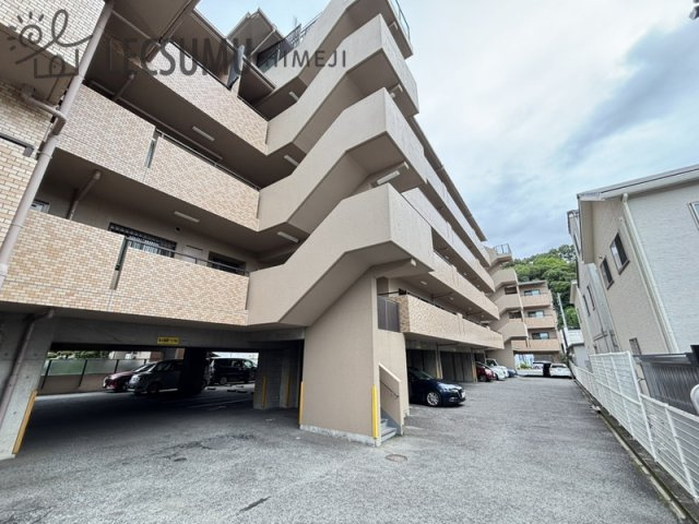 リベール姫路岡町の周辺