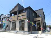 ブルーミングガーデン中央市成島2期　1号棟の画像