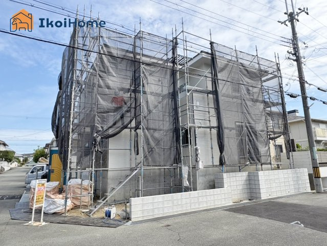 神戸市西区狩場台２丁目　全２棟2号棟　新築戸建　のエントランス|物件・当店の最寄駅まで無料送迎！最短10分で指定場所へお迎えに向かいます！まずはお問い合わせください