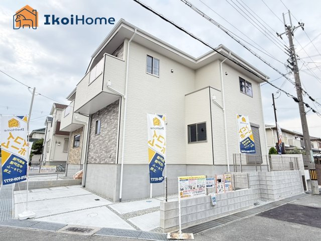 神戸市西区狩場台２丁目　全２棟2号棟　新築戸建　のエントランス|【ホームページに現地動画掲載中】●年中無休：当日予約可●開放的な角地で陽当たり・通風良好です！