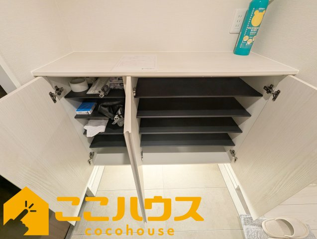ベアーズコート北谷町上勢頭ヒルズの収納|大容量のシューズボックス