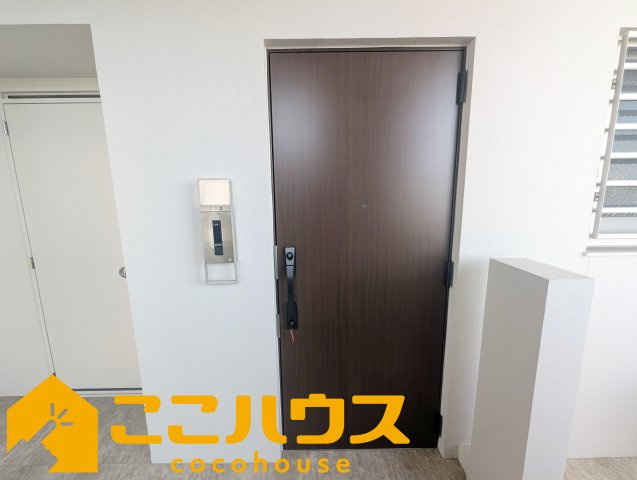 ベアーズコート北谷町上勢頭ヒルズの玄関|玄関（外）