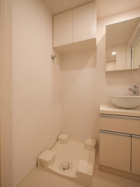 ＰＲＥＭＩＵＭ　ＣＵＢＥ　Ｇ　三軒茶屋の設備| 洗濯機置き場になります。