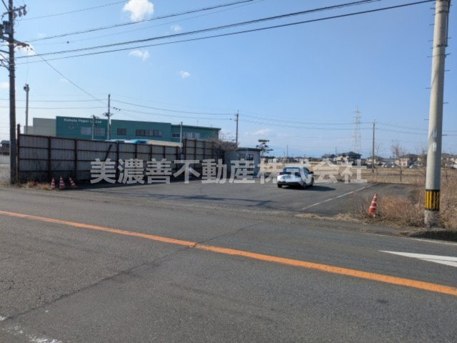 ６６５８９　岐阜市茶屋新田土地の外観
