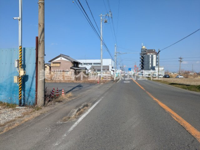 ６６５８９　岐阜市茶屋新田土地の前面道路含む現地写真