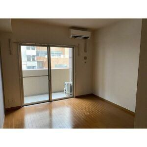 エムティースクエア吉塚駅前　東吉塚小学校区の居間・リビング|エムティースクエア吉塚駅前