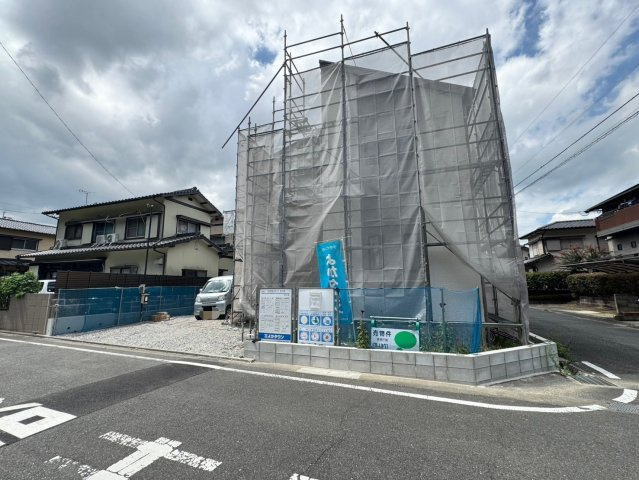 Adoble+ーアドブル＋小倉南区徳吉東4丁目3期　【小倉南区　新築戸建て】の外観|現地撮影　2026,8,30　Adoble+ーアドブル＋小倉南区徳吉東4丁目3期　【小倉南区　新築戸建て】