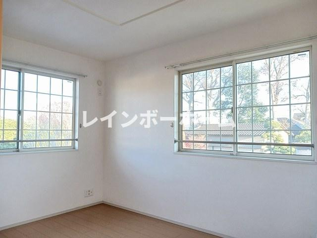 オクレットの寝室