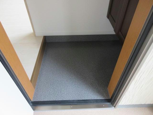 Brote（ブローテ）の玄関