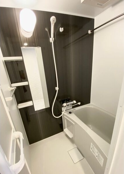 S-RESIDENCE庄内通の浴室