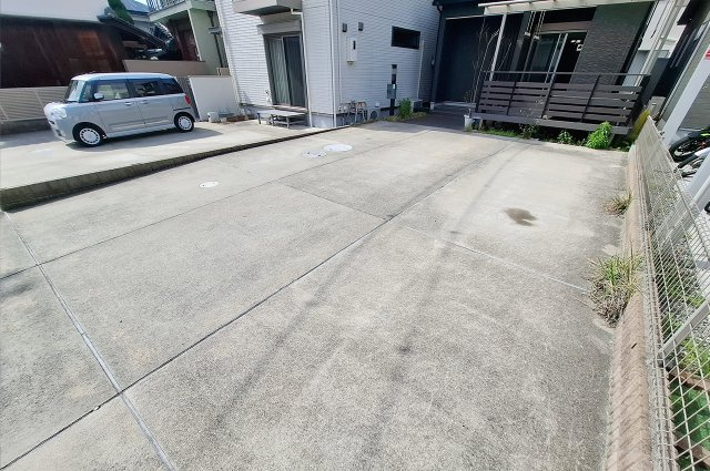 泉佐野市日根野の駐車場|駐車スペース
