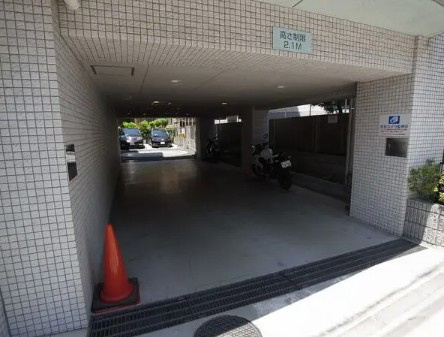 【駐車場】 | D'クラディアイヴァン代々木参宮橋