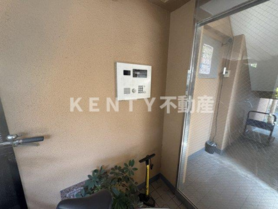 【エントランス】 | フレンズマンション | 建物の内部です