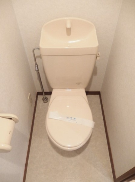 アンプルール フェール ヨシノのトイレ