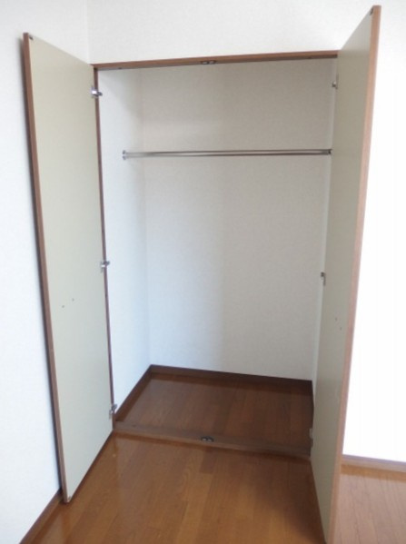 アンプルール フェール ヨシノの収納