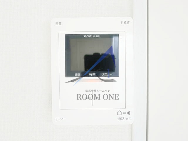 ニューライフ洗足のセキュリティ|モニター付インターホンです。