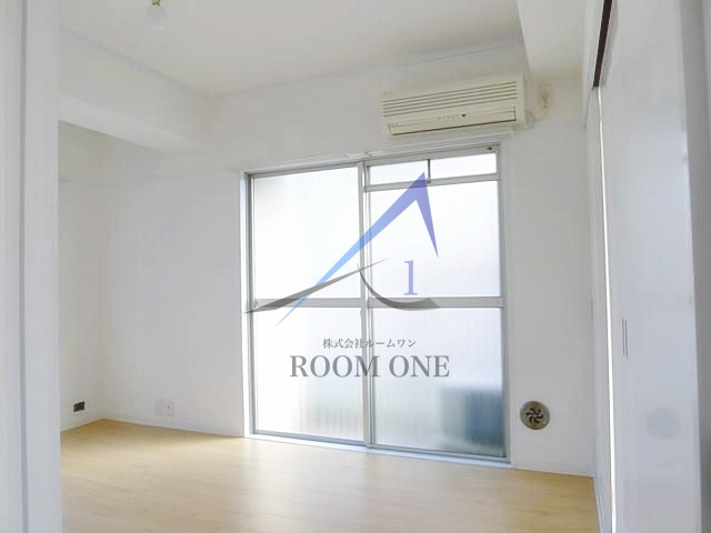 ニューライフ洗足の居間・リビング|洋室のお部屋です。