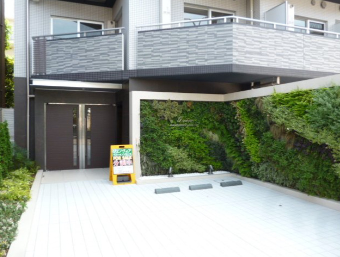 GENOVIA南麻布green veilのエントランス