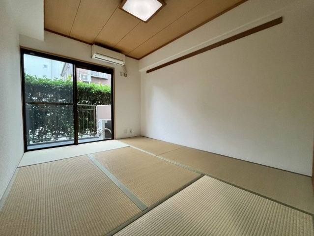 朝日パリオ武蔵藤沢　中古マンション　1階の和室