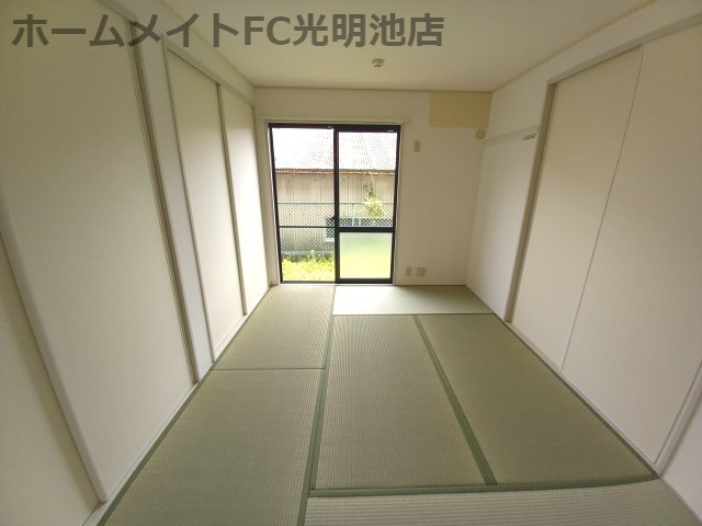プレドール深井の和室