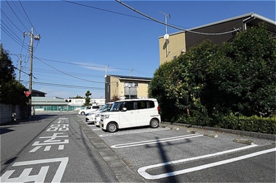 【駐車場】 | グランドゥ　宇迦