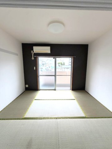 ラフォーレ中浦和Ⅱの和室