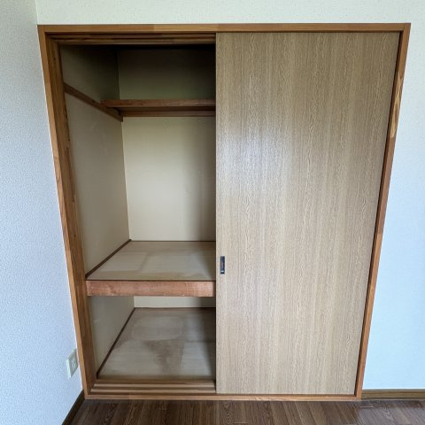 協和アパートの収納