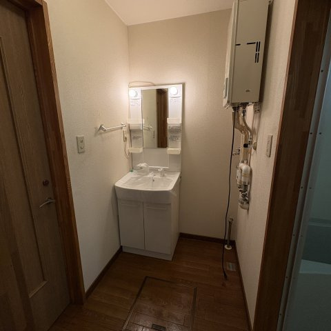 協和アパートの洗面所