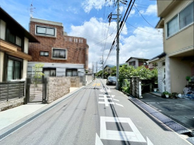 【前面道路含む現地写真】 | 高槻市上牧南駅前町　中古戸建