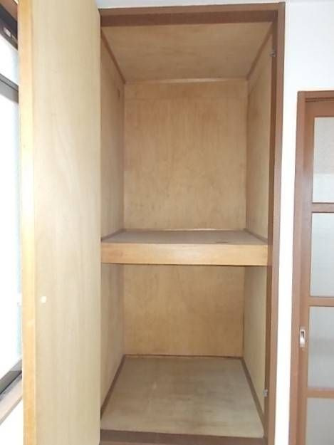 所沢市榎町の賃貸マンションの収納